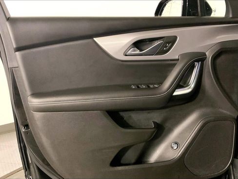 Used 2024 Chevrolet Blazer LT w/ Convenience Package FWD image 24
