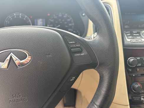 Used 2017 INFINITI QX50 AWD w/ Premium Plus Package image 20