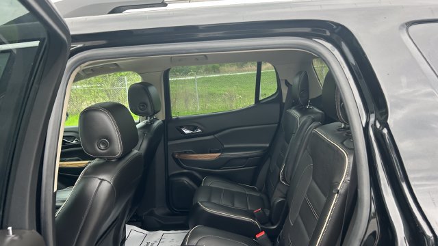 Certified 2019 GMC Acadia Denali w/ Technology Package AWD/4WD image 27