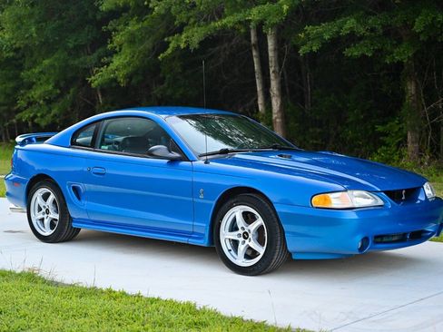 Used 1998 Ford Mustang Cobra RWD image 28