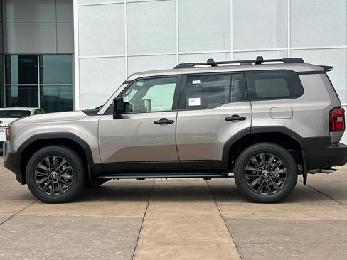 New 2027 Toyota Land Cruiser AWD/4WD image 7