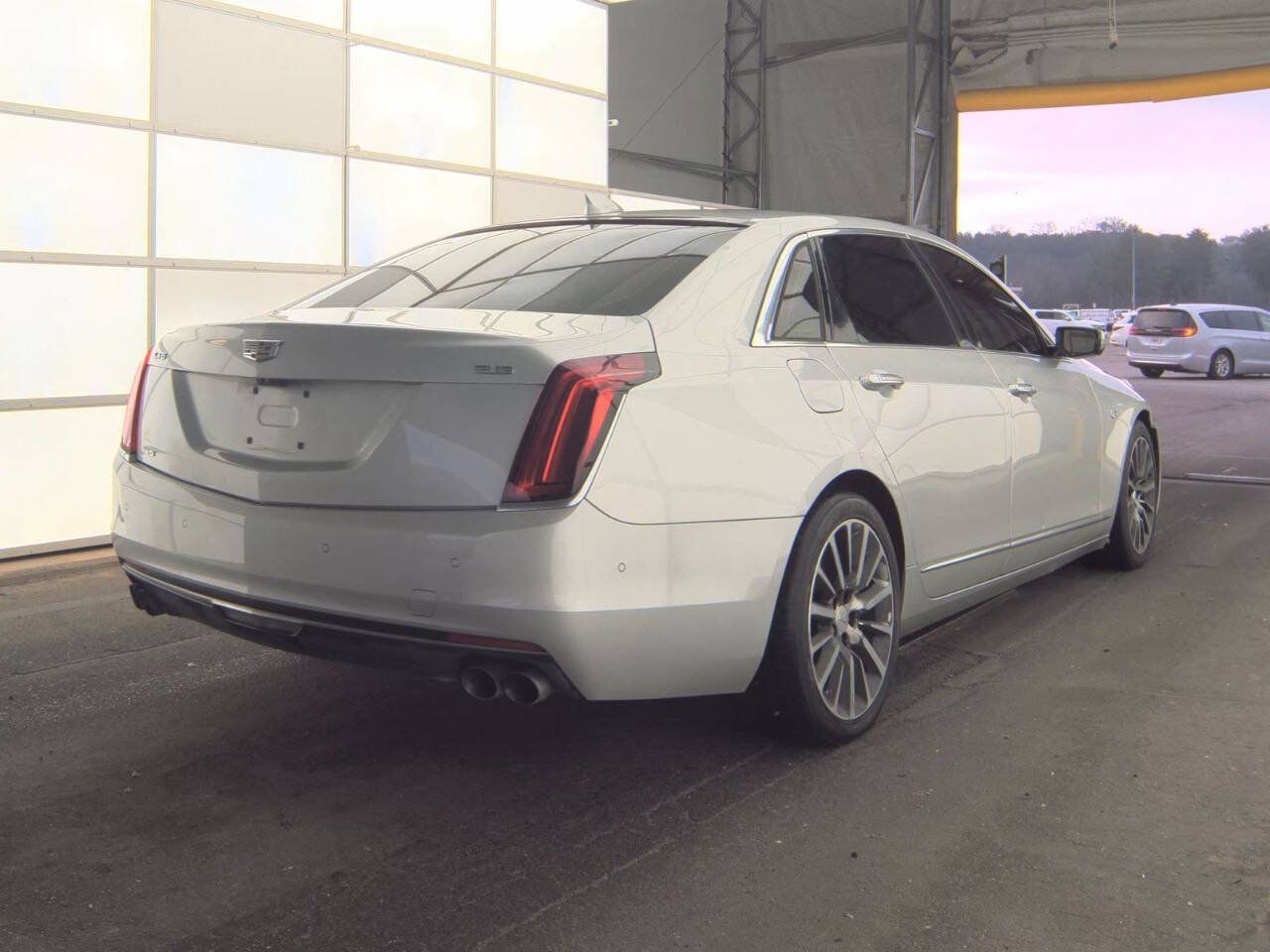 Used 2017 Cadillac CT6 Luxury AWD/4WD image 2