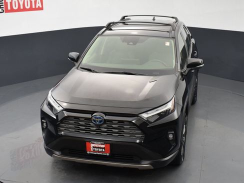 Used 2022 Toyota RAV4 Limited AWD/4WD image 33