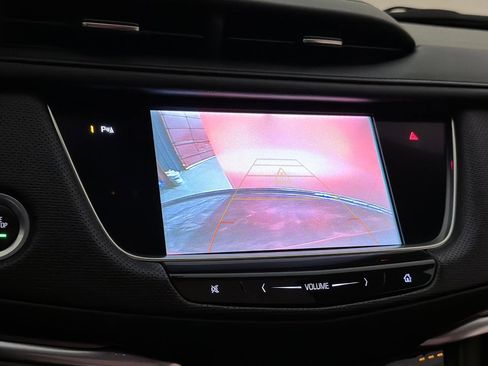 Used 2018 Cadillac XT5 Luxury image 33