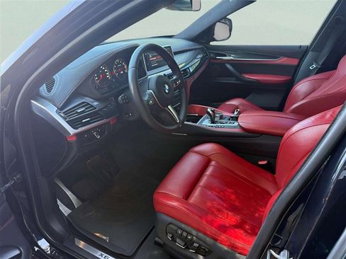 Used 2018 BMW X6 M AWD/4WD image 9