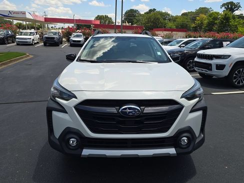Used 2023 Subaru Outback Limited XT AWD/4WD image 8