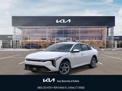 New 2025 Kia K4 LXS