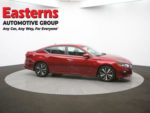 Used 2021 Nissan Altima 2.5 SV w/ SV Premium Package image 46