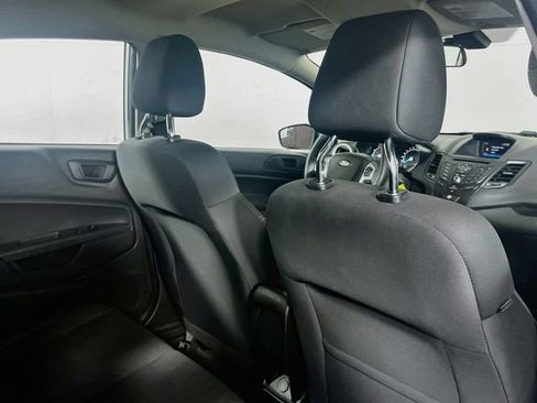 Used 2019 Ford Fiesta SE FWD image 7