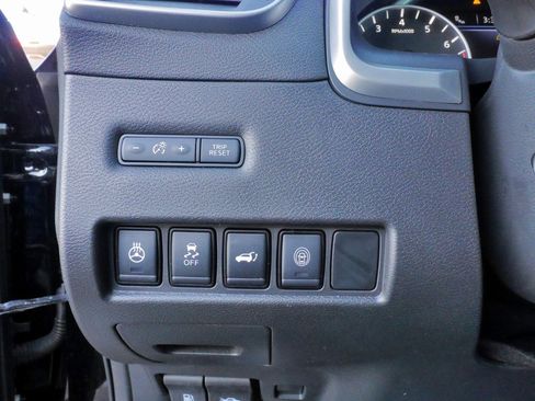 Used 2024 Nissan Murano Platinum w/ Cargo Package image 26