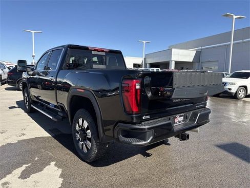 New 2026 GMC Sierra 2500 Denali w/ Denali Reserve Package image 6