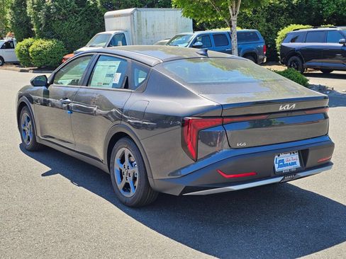 New 2026 Kia K4 FWD image 7