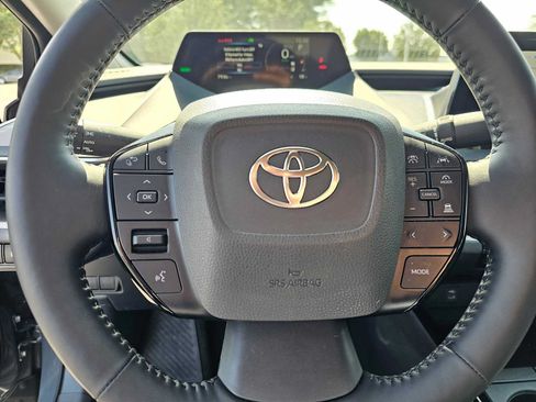 Certified 2026 Toyota Prius XLE FWD image 22