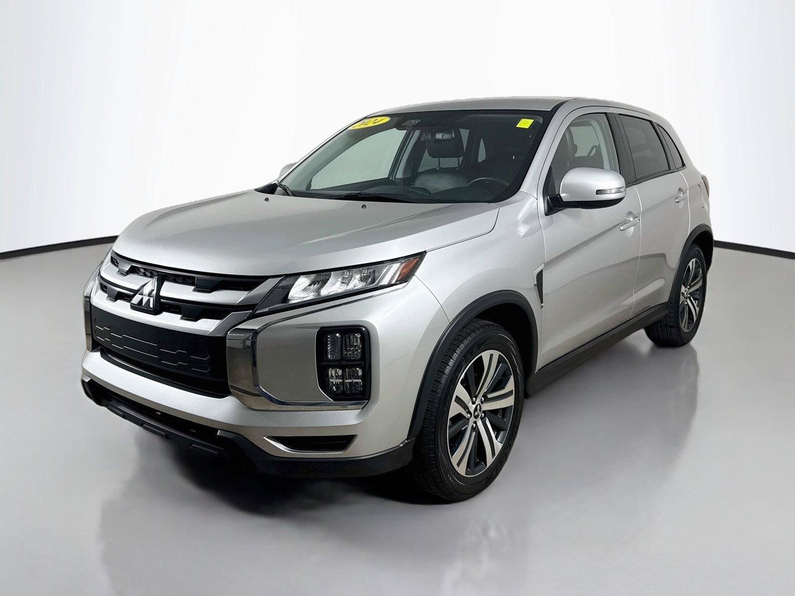 Used 2024 Mitsubishi Outlander Sport ES AWD/4WD image 4