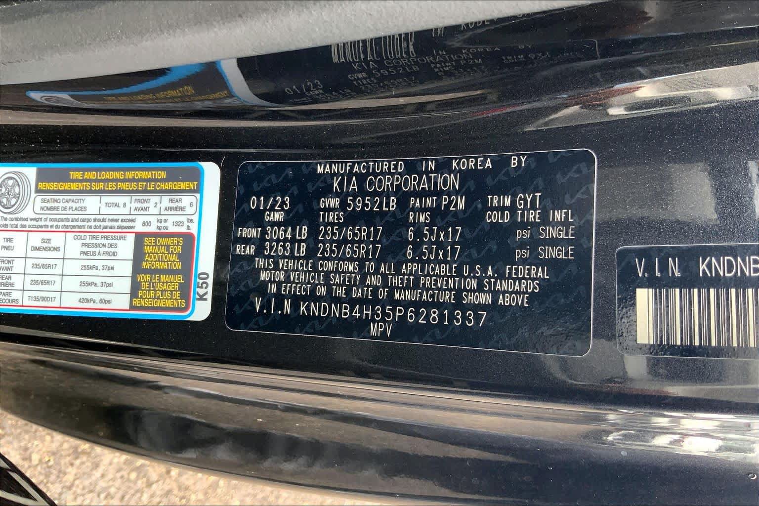 Used 2023 Kia Carnival LX FWD image 20