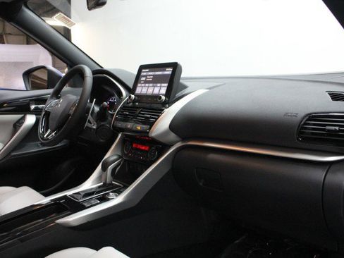 Used 2024 Mitsubishi Eclipse Cross SEL image 21