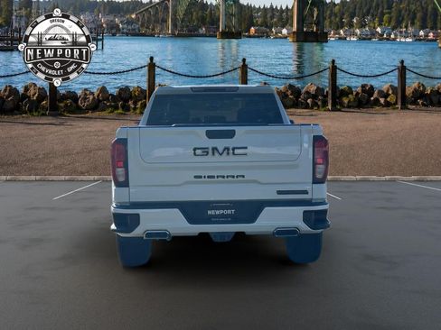 New 2026 GMC Sierra 1500 Elevation w/ LPO, Elevation Black Package AWD/4WD image 6