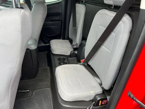 Used 2016 GMC Canyon W/T RWD image 19
