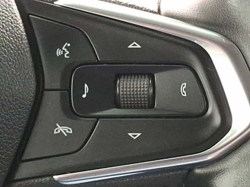 Certified 2024 Chevrolet Trax LT w/ Driver Confidence Package image 21