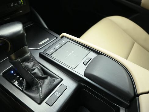 Used 2021 Lexus ES 350 w/ Premium Package FWD image 17