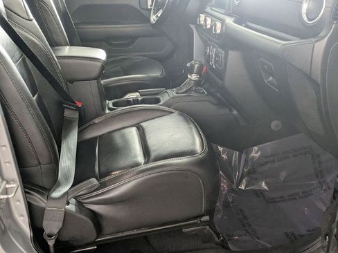 Certified 2020 Jeep Wrangler Unlimited Sahara image 26