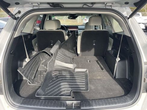 Used 2023 Kia Sorento SX image 48