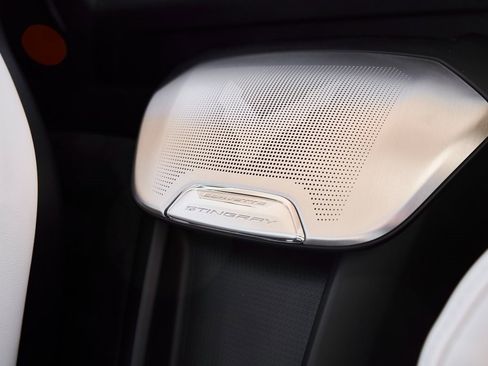 Used 2022 Chevrolet Corvette Stingray w/ Z51 Performance Package image 52