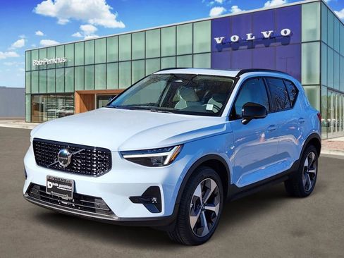 New 2026 Volvo XC40 B5 Plus w/ Protection Package Premier image 22