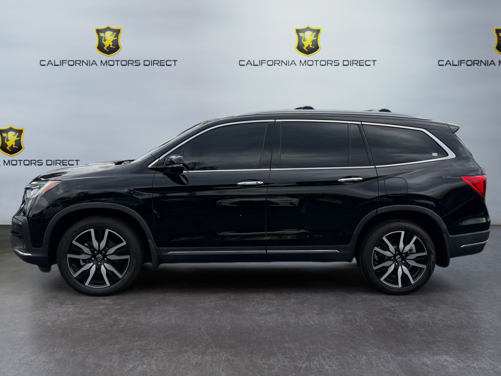 Used 2022 Honda Pilot Touring image 2