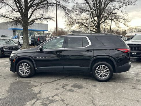 Used 2022 Chevrolet Traverse LT w/ LPO, Floor Liner Package image 2