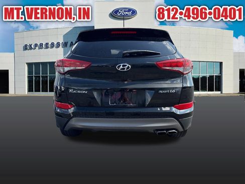 Used 2016 Hyundai Tucson Sport FWD image 5