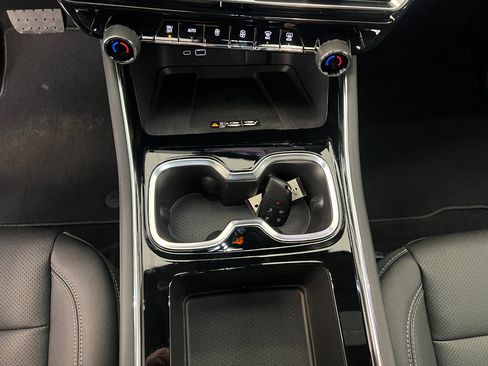 New 2026 Chevrolet Traverse LT image 45