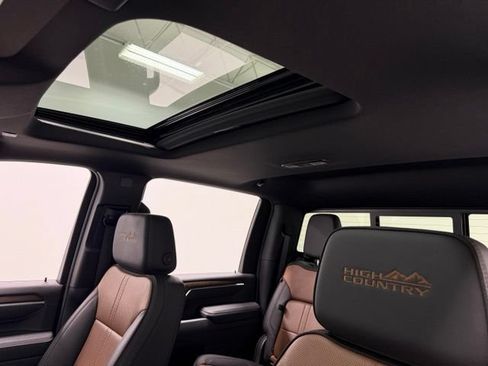 Certified 2026 Chevrolet Silverado 3500 High Country w/ High Country Premium Package AWD/4WD image 18