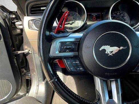 Used 2020 Ford Mustang Premium RWD image 17