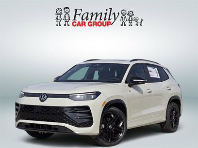 New 2026 Volkswagen Tiguan SE R-Line