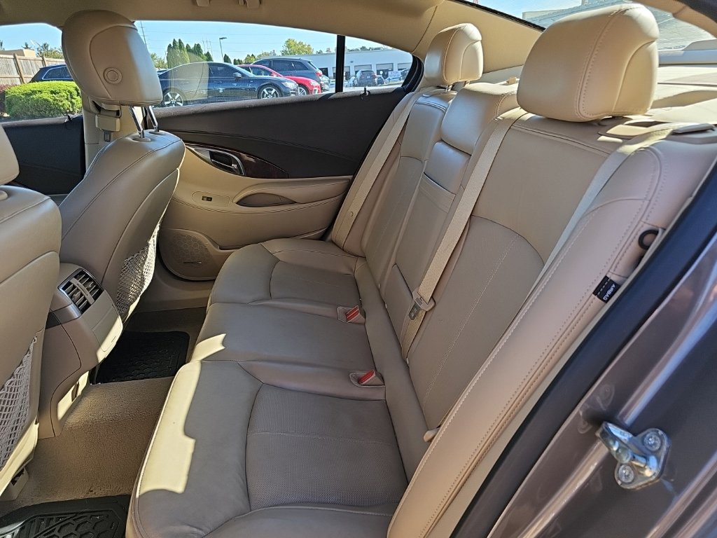 Used 2011 Buick LaCrosse CXL w/ Luxury Package AWD/4WD image 12