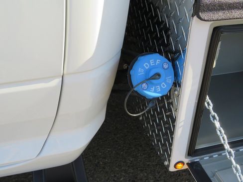 New 2022 RAM 3500 Tradesman w/ Chrome Appearance Group image 18