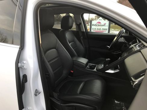 Used 2018 Jaguar E-PACE S image 50