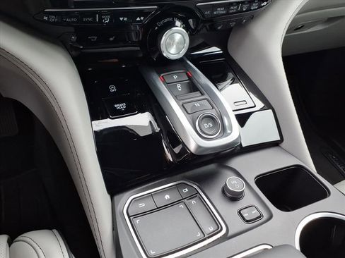 Used 2023 Acura MDX SH-AWD w/ Advance Package image 25