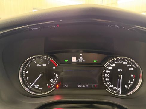 Used 2023 Cadillac XT6 Premium Luxury image 15