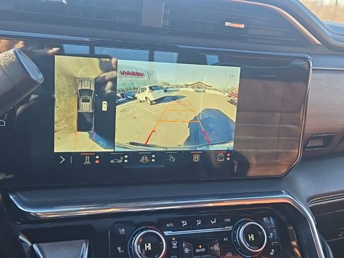 Used 2024 GMC Sierra 3500 Denali Ultimate image 26