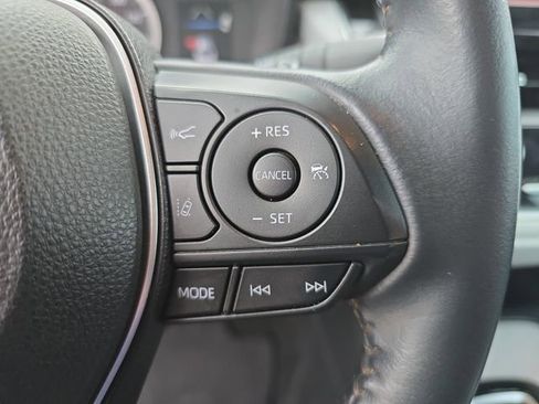 Used 2021 Toyota Corolla SE image 18