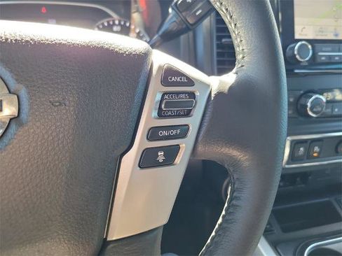 Certified 2022 Nissan Titan SV w/ SV Convenience Package image 27
