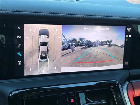 Used 2024 Porsche Panamera image 14