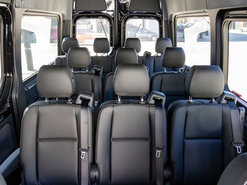 New 2024 Mercedes-Benz Sprinter 2500 image 18