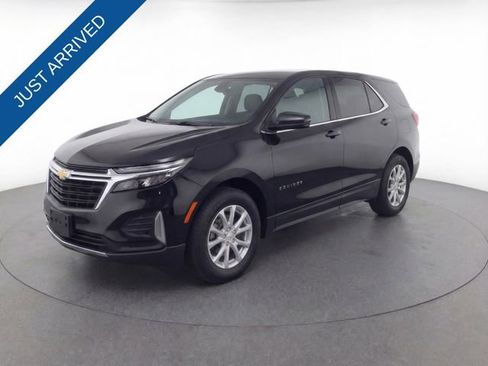 Used 2023 Chevrolet Equinox LT image 1
