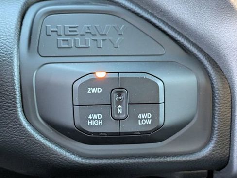 New 2026 RAM 2500 Laramie AWD/4WD image 26