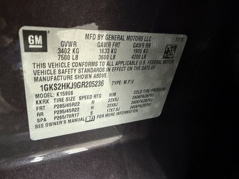 Used 2016 GMC Yukon XL Denali w/ Open Road Package AWD/4WD image 44