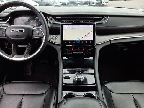 Used 2023 Jeep Grand Cherokee L Limited image 15