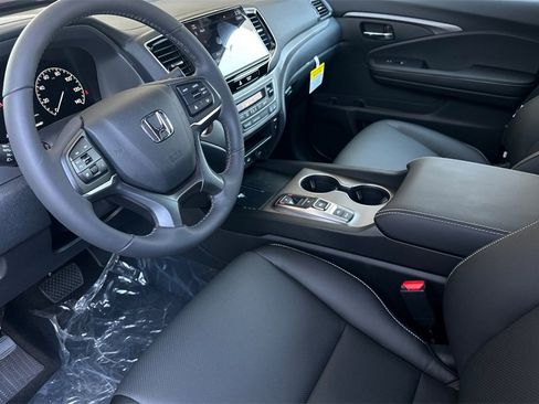 New 2025 Honda Ridgeline RTL image 10